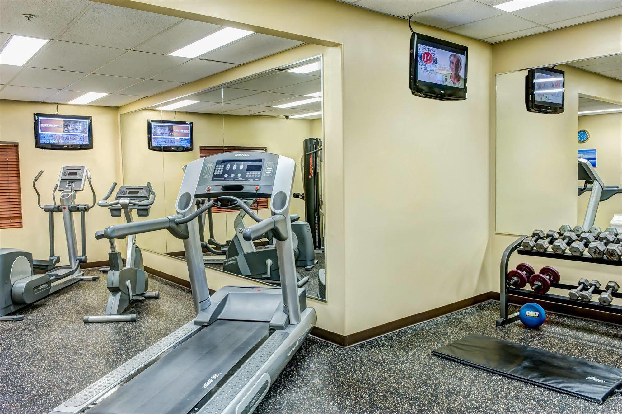 Clearwater Hotel Ltd Fort Mcmurray Luaran gambar